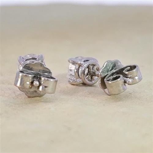 Luxus Diamant Ohrstecker 750 Gold (IF/F) - Weißgold, 4 Krappen, 0,80 ct - lupenrein, echter Brillantschmuck