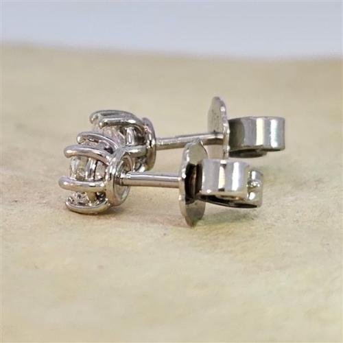 Luxus Diamant Ohrstecker 750 Gold (IF/F) - Weißgold, 6 Krappen, 0,60 ct - lupenrein, echter Brillantschmuck