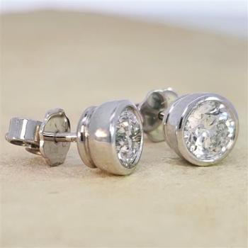 Luxus Diamant Ohrstecker 750 Gold (IF/F) - Weißgold, Zarge, 1,61 ct - lupenrein, echter Brillantschmuck